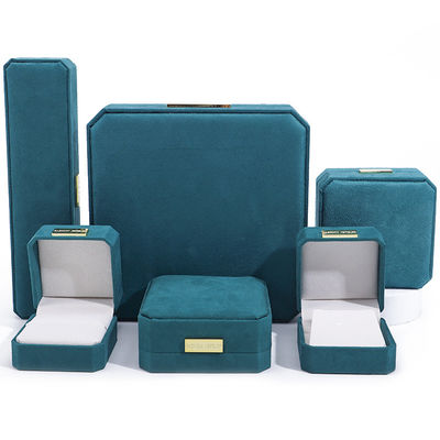 Wholesale Manufacturing Luxury handmade Jewelry Box packaging Personalized Custom logo high end สีน้ําเงินอ่อน สร้อยคอ สร้อยข้อมือ หูแหวน Packaging Velvet Octagonal Jewelry Box