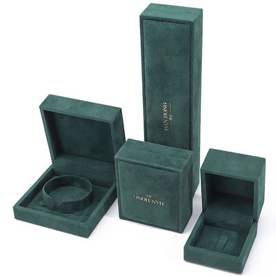 Wholesale Manufacturing Luxury velvet Jewelry Box โลโก้ที่กําหนดเอง สีเขียวเข้ม สร้อยคอ สร้อยหู แหวน แพคเกจ กล่องเครื่องประดับ