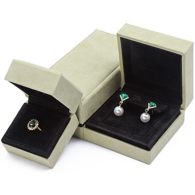 OEM สีเทาเหลือง Soft Velvet กล่องเครื่องประดับชุดสําหรับหู Stud แหวน Pendant Packaging