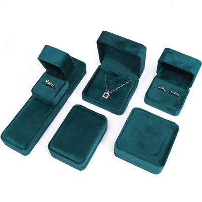 Wholesale Manufacturing Luxury Jewelry Box packaging Custom logo high end สีเขียวเข้ม สร้อยคอ สร้อยหู แหวน Packaging กล่องเครื่องประดับผ้าใบ