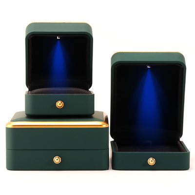 ซื้อ กล่องเครื่องประดับ LED สี่เหลี่ยมสีเขียว สําหรับบรรจุสร้อยคอและแหวนหรู online manufacture