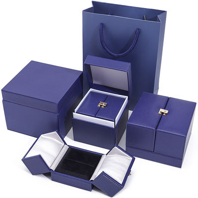 กล่องอัญมณีผ้าห่มสําหรับการบรรจุของใช้งานหรูหรา