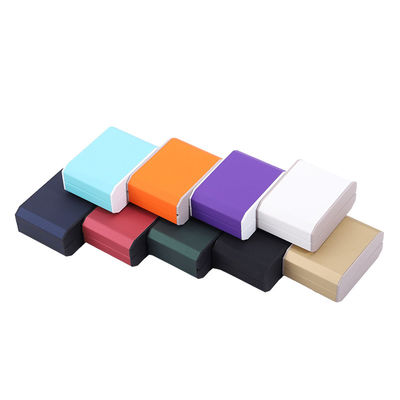 กล่องเครื่องประดับ LED สีดํา พร้อมโลโก้พลาสติกและภายในผ้าห่ม