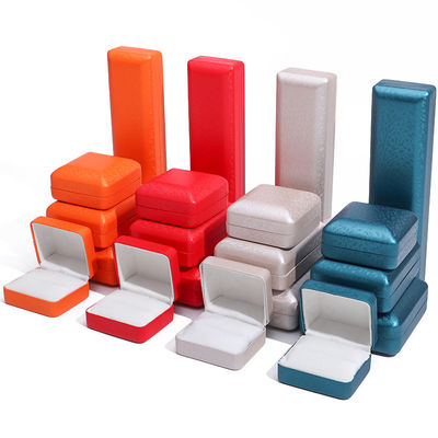 ซื้อ แฮนฮอง สัญลักษณ์ที่กําหนดเอง พัสดุเครื่องประดับสําหรับข้อมือ สร้อยคอ แหวน PU หนังแวลเวท online manufacture