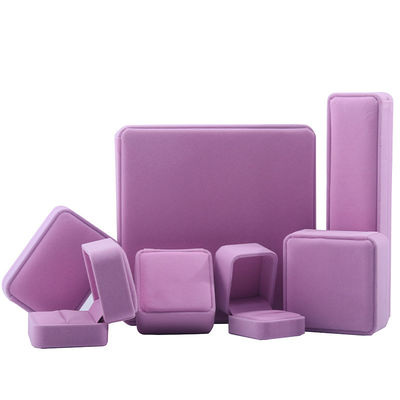 ซื้อ กล่องเครื่องประดับสีชมพูสีแวลเวทใหม่ที่สุด สําหรับการปรับขนาดกระดูกหู online manufacture