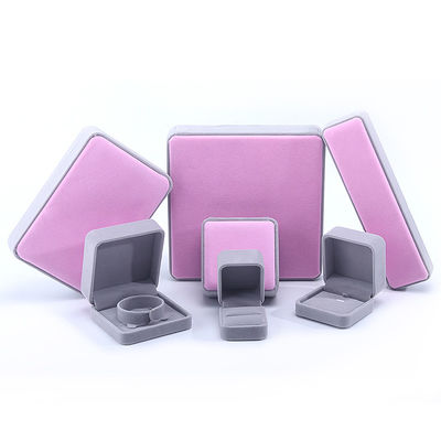 กล่องบรรจุเครื่องประดับผ้าห่มประเภท Custom Grade สําหรับสร้อยหูห้อยห้อย และแหวน