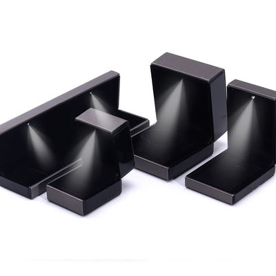 Hanhong Custom Logo LED Light Jewelry Packaging Box สีเทาสําหรับสร้อยข้อมือ สร้อยคอและแหวน