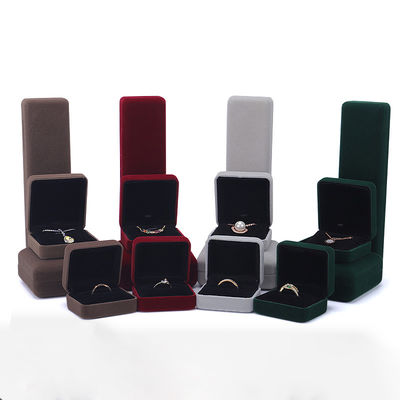 โลโก้ที่กําหนดเอง กล่องบรรจุเครื่องประดับผ้าห่มสําหรับเกรด สร้อยข้อมือ สร้อยคอ แหวนชุด