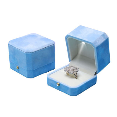 กล่องเครื่องประดับ LED สีน้ําเงินสีหอมสี่เหลี่ยม Hanhong Screen's Custom Solution for Packaging