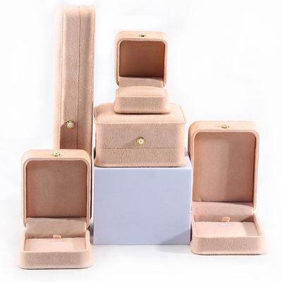 ซื้อ กล่องเครื่องประดับสี่เหลี่ยมที่กําหนดเอง สําหรับบรรจุข้อมือ แหวนหู สร้อยคอ และอื่นๆ online manufacture