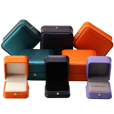 ปรับแต่ง Hanhong 2023 วงแหวนของขวัญหรูกล่องเครื่องประดับ แพคเกจกล่องโลโก้