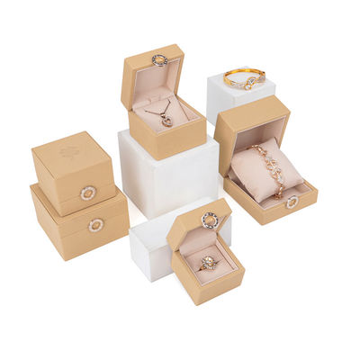 กล่องเครื่องประดับ Hanhong Four-Leaf Clover Luxury PU Leather Ring Box พร้อมโลโก้ตามสั่ง