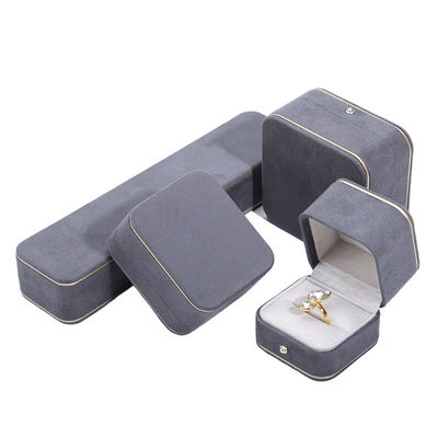 กล่องเครื่องประดับผ้าหอมแดงสําหรับสร้อยคอ สร้อยข้อมือ แหวนแก้ไขการนําเสนอ