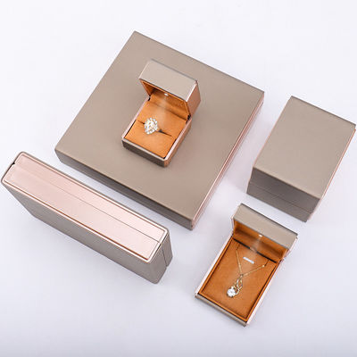 OEM PUหนัง LED กล่องเครื่องประดับ