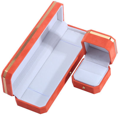 กล่องเครื่องประดับสําหรับสร้อยคอแต่งงาน หูหูและแหวน Hanhong Custom Orange Velvet Box