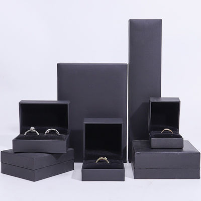 กล่องเครื่องประดับสีดำแบบพลิกทำจากกระดาษแข็ง Eco Handmade กล่องเครื่องประดับแบบปรับแต่งได้