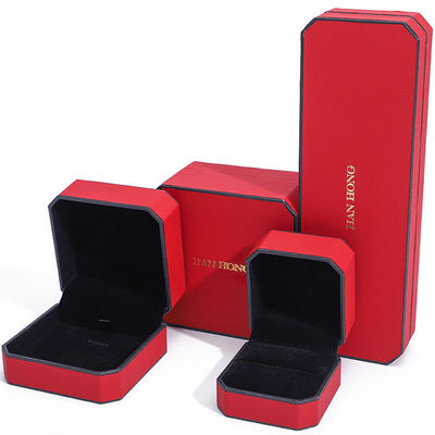 กล่องเครื่องประดับรูปสี่เหลี่ยมจากวัสดุสีแดงแวกมะพร้าว สําหรับกระบอกแขนของหรูหรา