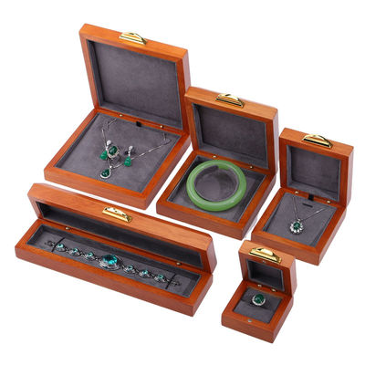 ซื้อ สัญลักษณ์ที่กําหนดเอง กล่องเครื่องประดับไม้หรู Packaging For Bracelet Necklace Set online manufacture