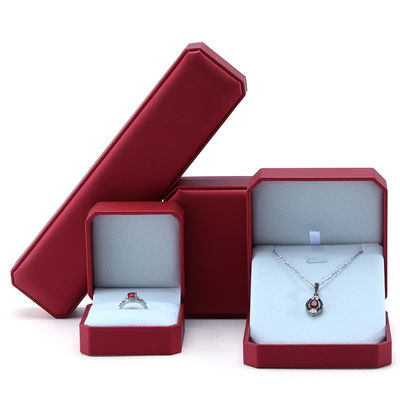 ซื้อ กล่องบรรจุอัญมณีหรูหราที่ทําด้วยมือ สีแดง online manufacture