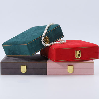 กล่องเครื่องประดับผ้าห่มอ่อนโยนเรียบ Organizer ทอง Buckle หรูหรา Case OEM