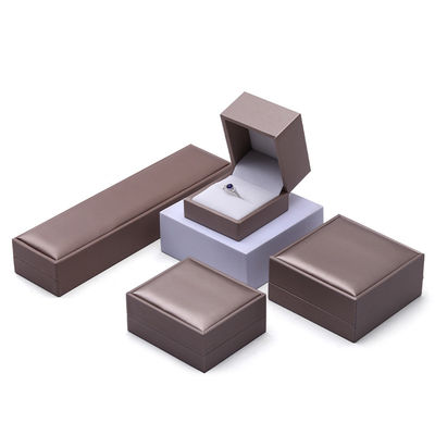 Khaki Brush Finishing ผิวหนังปลอม เครื่องประดับ กล่องบรรจุหรู กล่องชุด แผ่นผิวหนัง