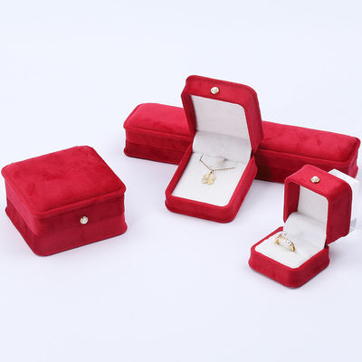 Wholesale Manufacturing Luxury velvet jewellery packaging Box Custom logo Necklace Bracelet Earrings Ring Packaging red velvet jewellery Box กล่องเครื่องประดับสีแดง