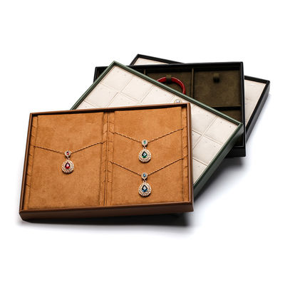 Multi Compartments PU Leather Jewelry Display Tray Soft Lining Exhibition Props ขายเครื่องประดับจากหนัง