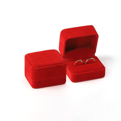 กล่องเครื่องประดับกำมะหยี่สีเขียวเข้มสำหรับใส่แหวนแต่งงานแบบพลิก