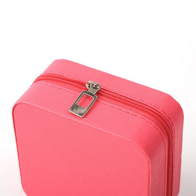 เครื่องประดับหรู กล่องเก็บของขวัญ กล่องเก็บของขวัญ Custom Portable Small Leather Rose Red Jewelry Organizer Travel Case