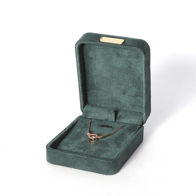 hign end luxury green flannel velvet เครื่องประดับกล่องสําหรับสายแขน สร้อยคอ แหวนหู