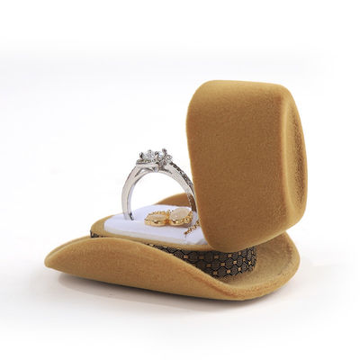 กล่องแหวนเครื่องประดับคาวบอยกำมะหยี่พรีเมี่ยมแบบปรับแต่งได้สำหรับของขวัญวันหยุด