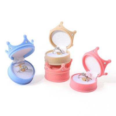 กล่องเครื่องประดับสําหรับของขวัญวันหยุด