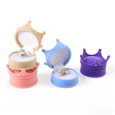 กล่องเครื่องประดับสําหรับของขวัญวันหยุด