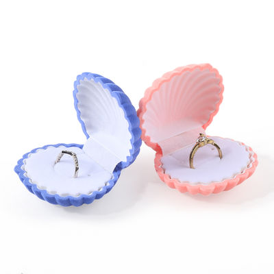 บรรจุภัณฑ์เครื่องประดับกล่องแหวนกำมะหยี่แบบฝาพับคุณภาพสูงที่ปรับแต่งได้